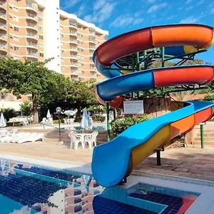 hotel-imperio-romano.caldasnovashotels.com/